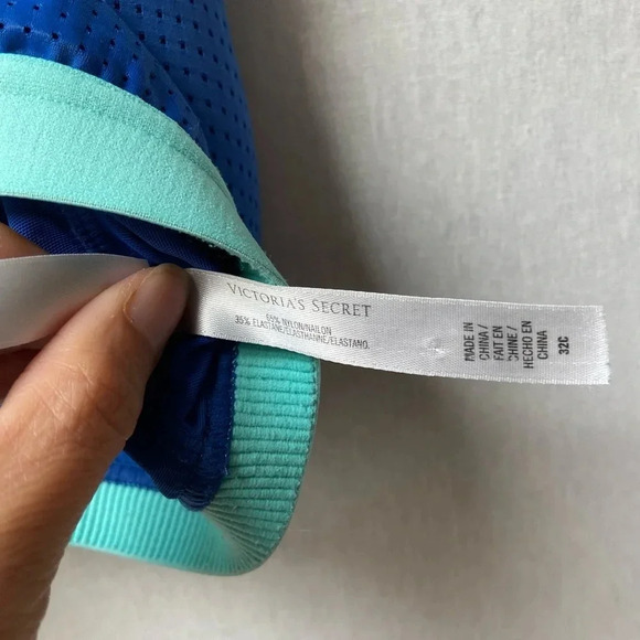 Victoria’s Secret VSX Sports Bra Cross Back Blue Neon Straps Sz 32C - Picture 5 of 7